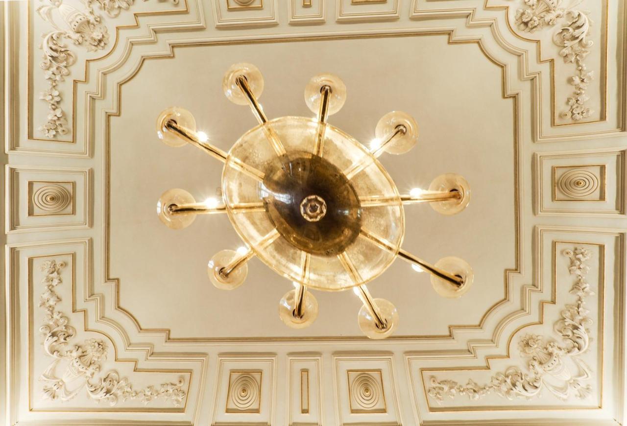 ホテル Palazzo Degli Antoci ラグーザ エクステリア 写真