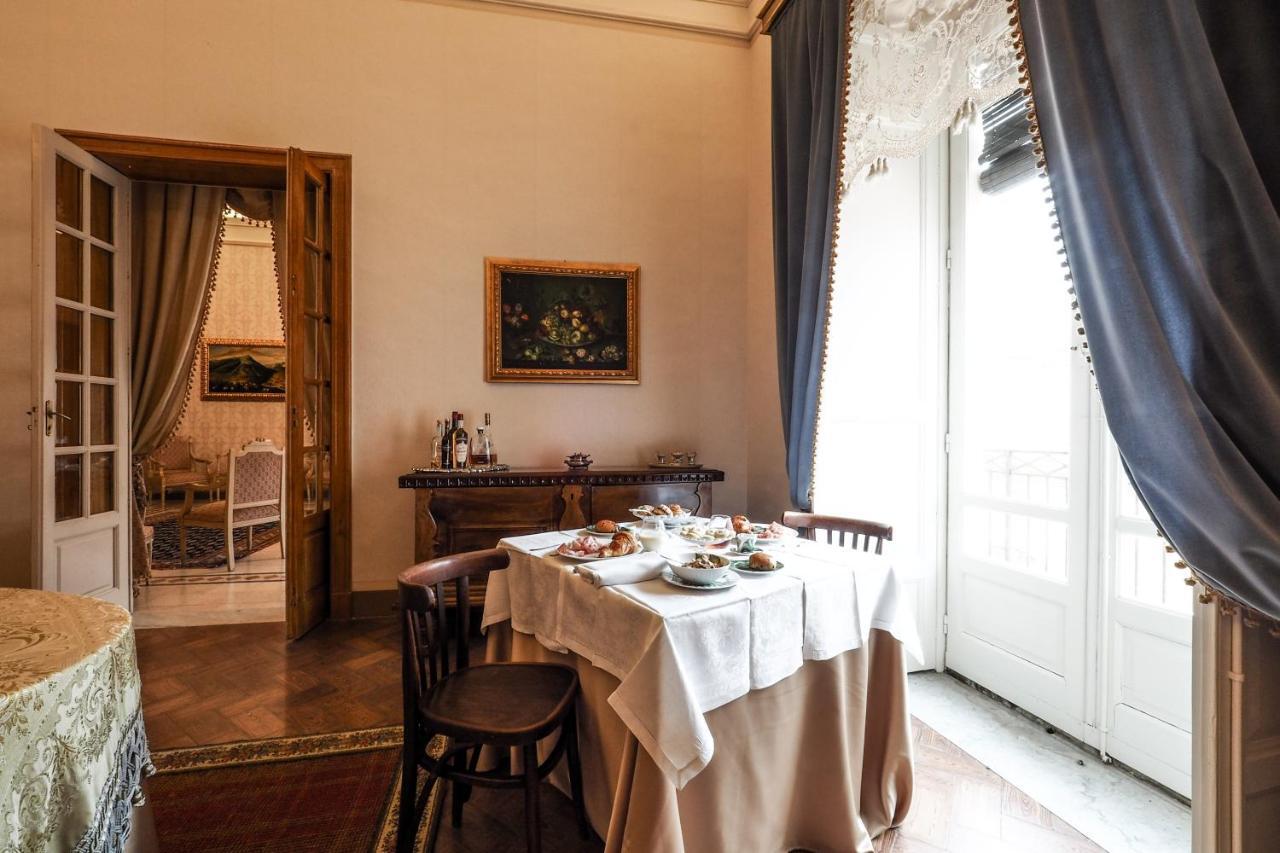 ホテル Palazzo Degli Antoci ラグーザ エクステリア 写真