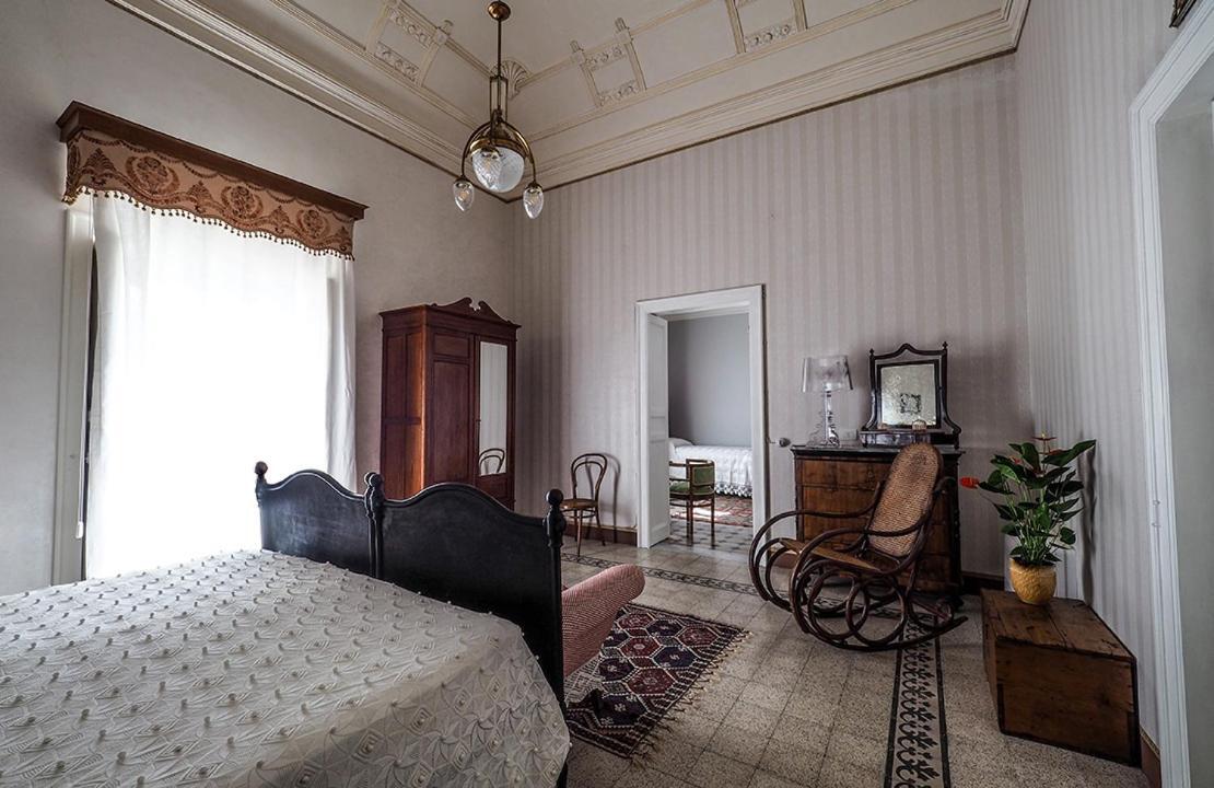 ホテル Palazzo Degli Antoci ラグーザ エクステリア 写真